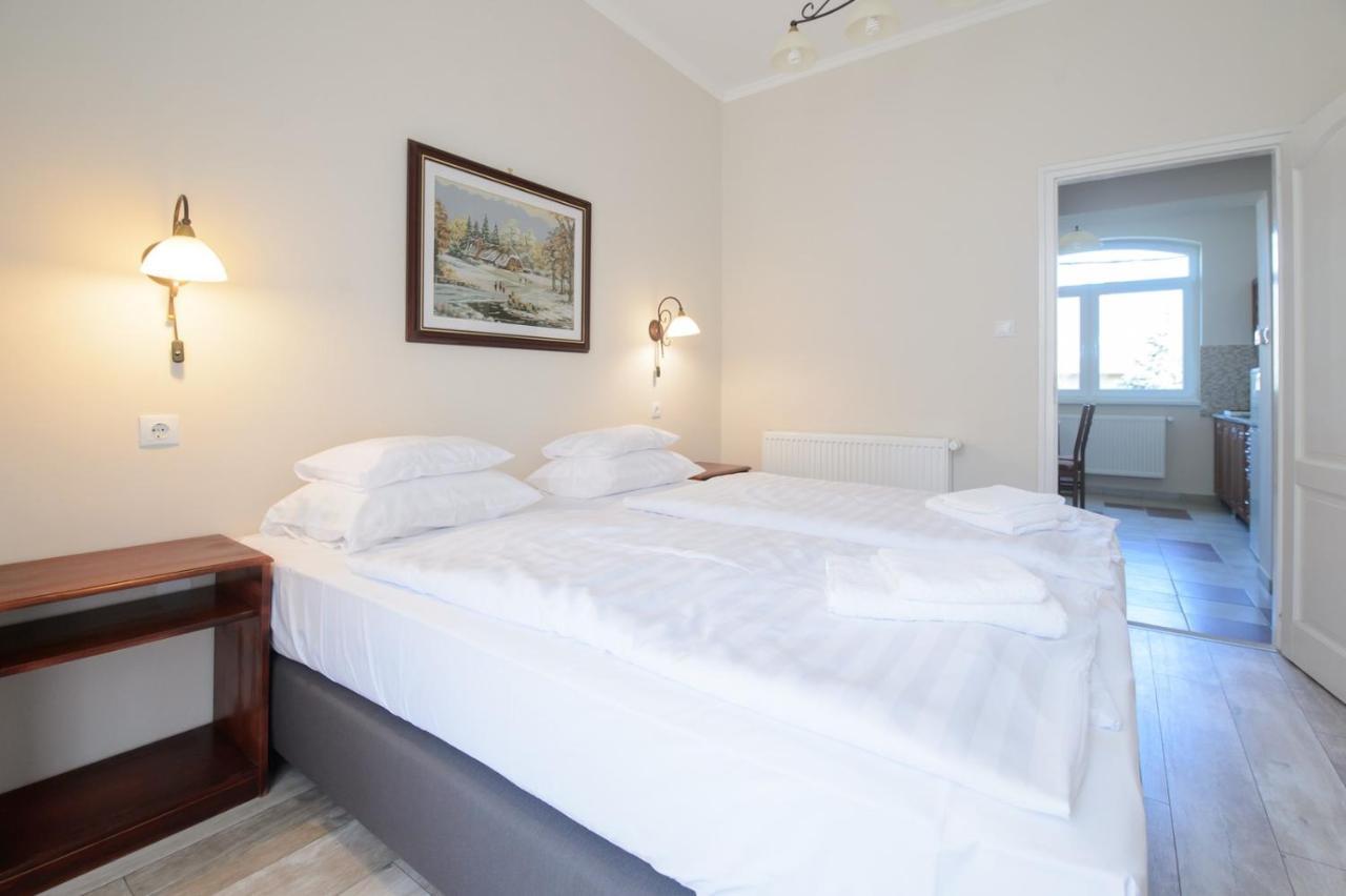 Illaberek Panzio Otel Eğri Dış mekan fotoğraf