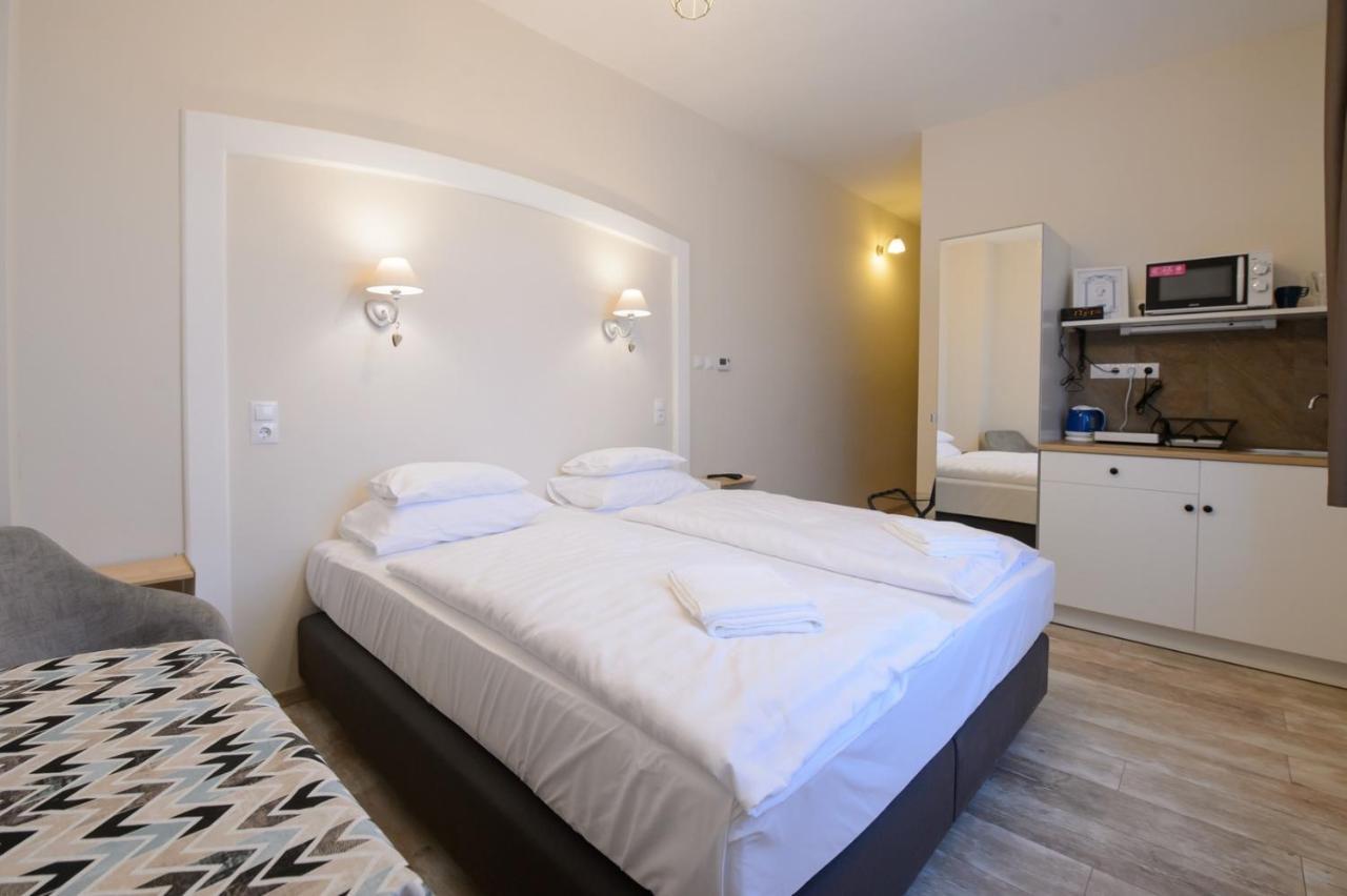 Illaberek Panzio Otel Eğri Dış mekan fotoğraf