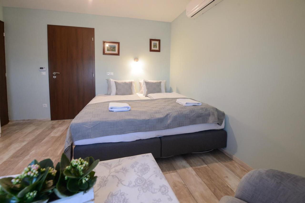 Illaberek Panzio Otel Eğri Dış mekan fotoğraf